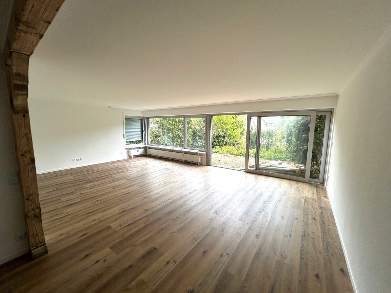 **3.5 Zimmer GARTENWOHNUNG zur MIETE** **3.5 Zimmer GARTENWOHNUNG zur MIETE**