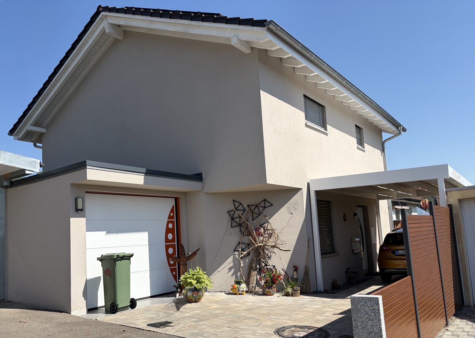 **MODERNES, 1A ausgestattetes EFH mit Aufzug, Vollkeller, Garage, Carport...** **MODERNES, 1A ausgestattetes EFH mit Aufzug, Vollkeller, Garage, Carport...**