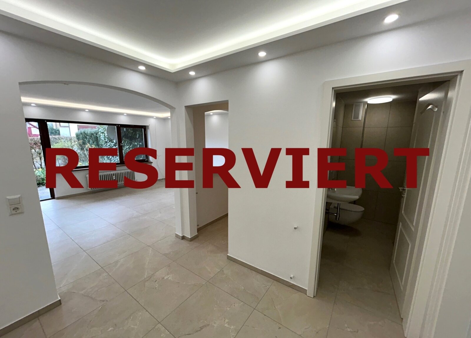 **2,5 Zimmer Terrassenwohnung**Frisch saniert** **2,5 Zimmer Terrassenwohnung**Frisch saniert**